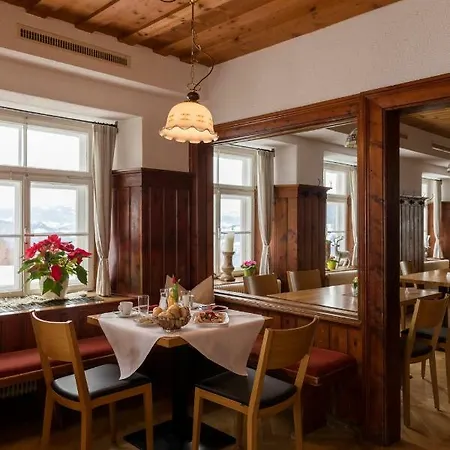 Gasthof Adler Fluh *